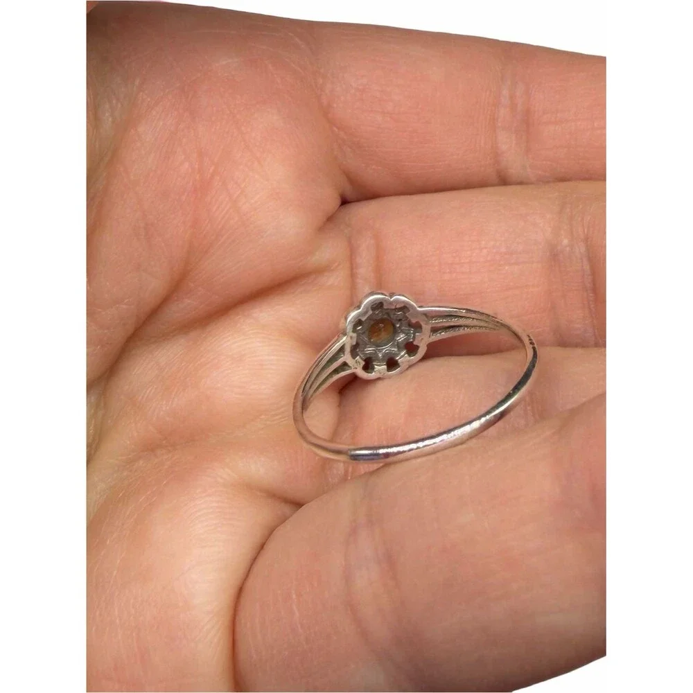 Peridot Flower Ring Size 8 Solid 925 Sterling Silver Dainty
